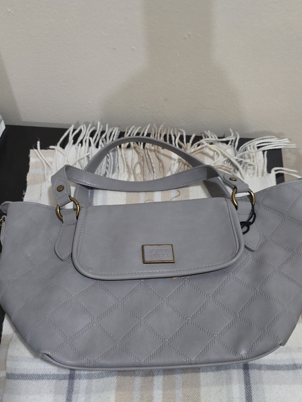 FRYE AND CO. Quilted Light Gray Shoulder Bag